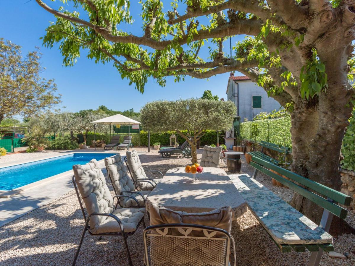 Holiday Home Villa Lucky By Interhome Brtonigla Εξωτερικό φωτογραφία