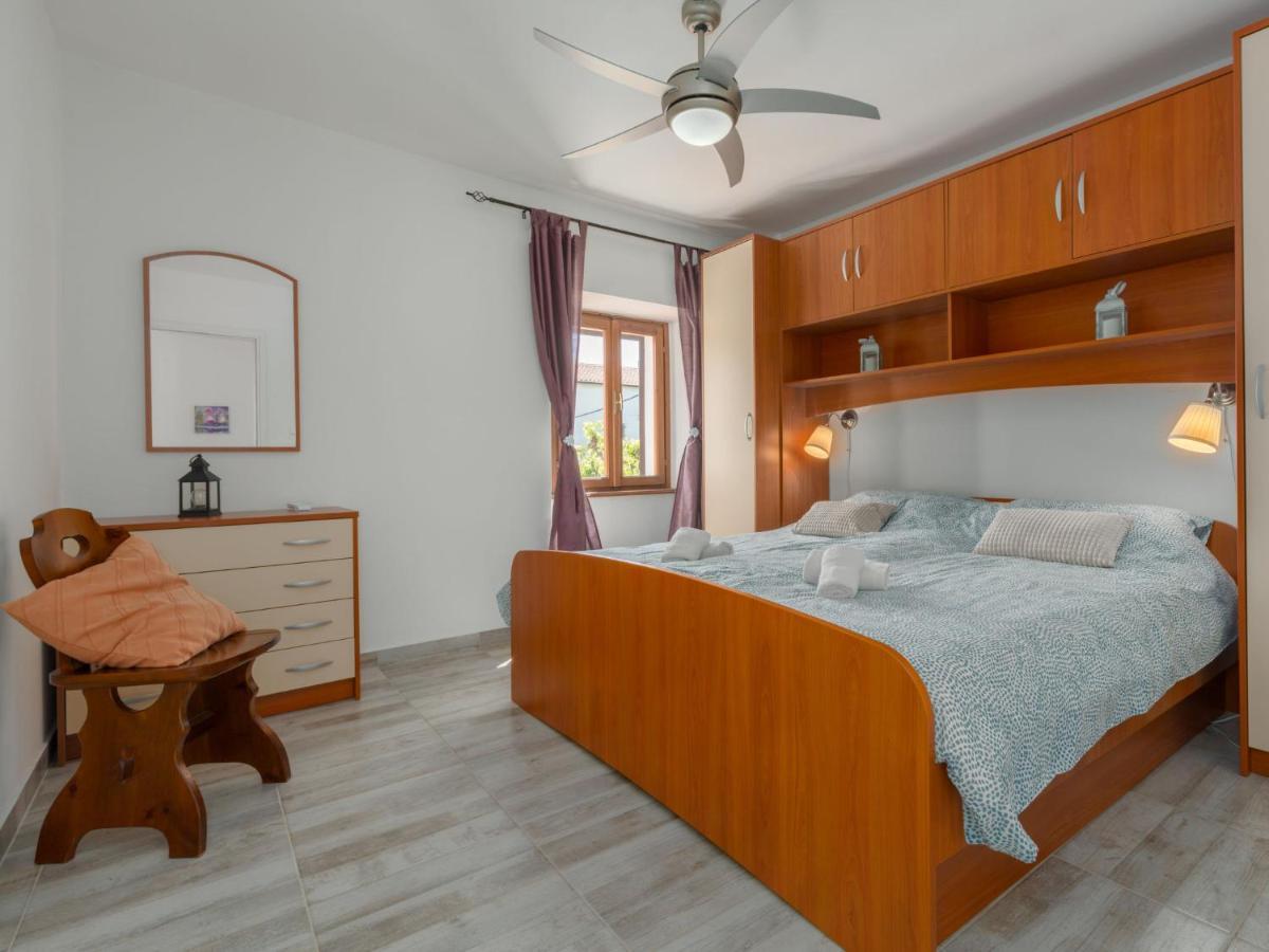 Holiday Home Villa Lucky By Interhome Brtonigla Εξωτερικό φωτογραφία