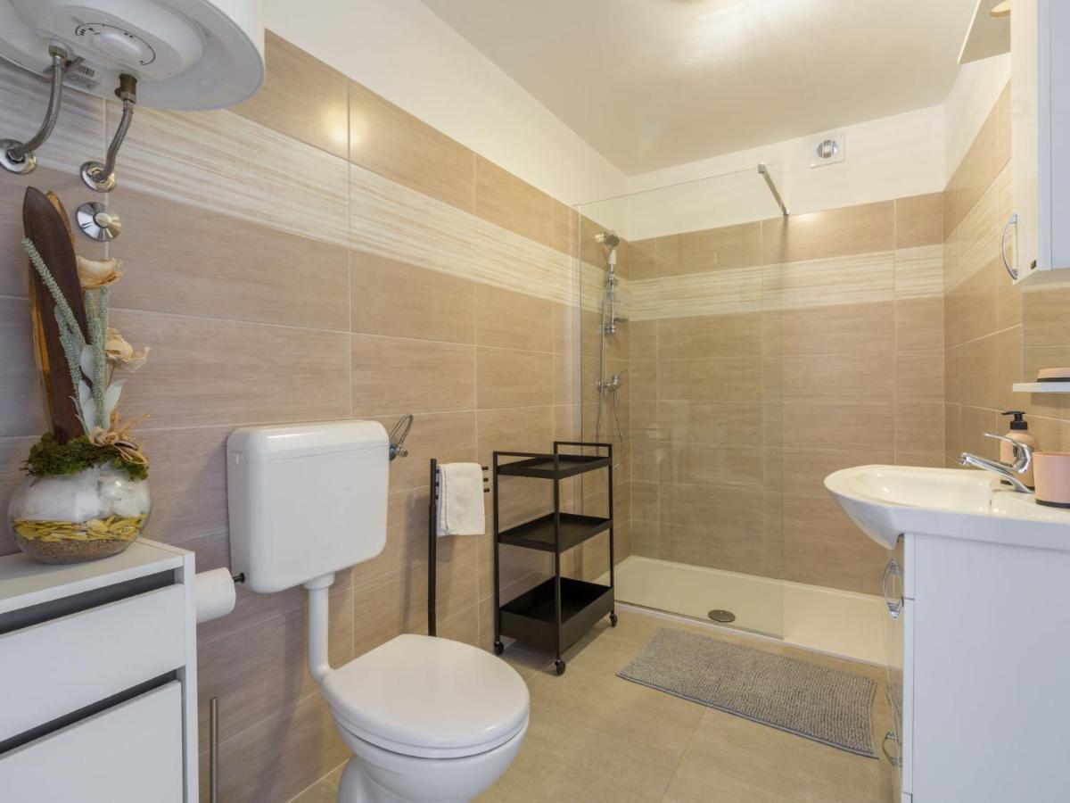 Holiday Home Villa Lucky By Interhome Brtonigla Εξωτερικό φωτογραφία